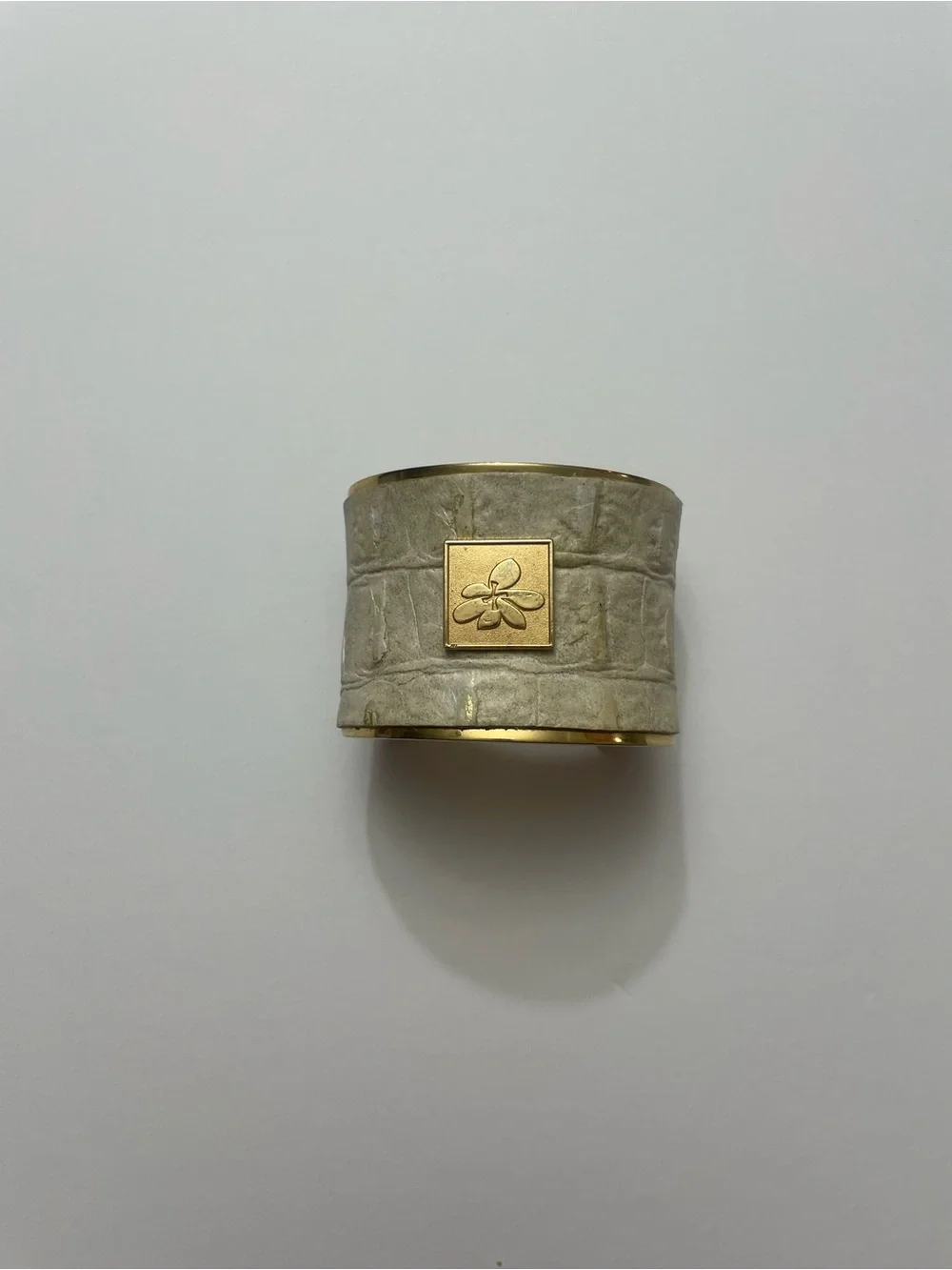 Vintage Brahmin Rare Orchid Logo Croc Embossed Leather Cuff Bracelet